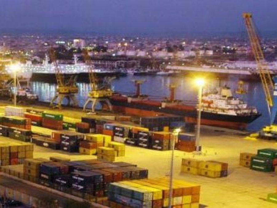 E rëndë  24 vjeçari humb jetën gjatë punimeve në bordin e anijes në Portin e Durrësit