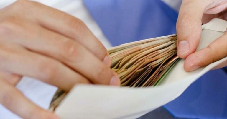 INSTAT  50  e të punësuarve nuk marrin më shumë se 52 mijë lekë neto në muaj