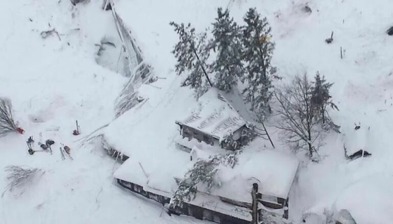 Tragjedi në Alpet e Italisë  seria e ortekëve vret dy persona  plagosen disa të tjerë