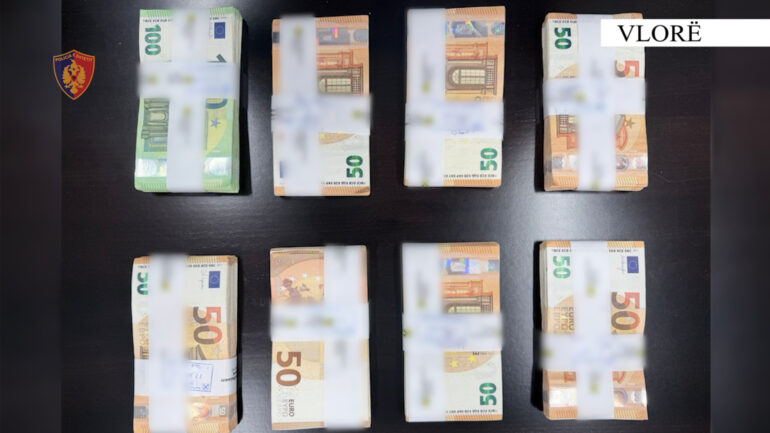 Tentoi të dilte nga Porti i Sarandës me 45 000 euro të padeklaruara  e pëson greku