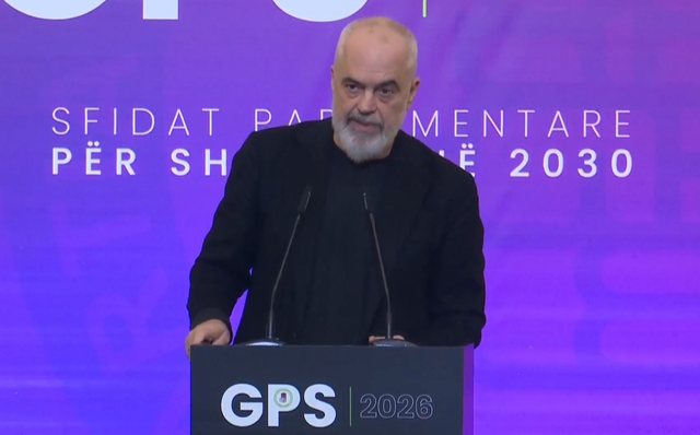 Rama  Ministria e Jashtme një dështim  sikur atje punojnë vetëm ministrja dhe roja