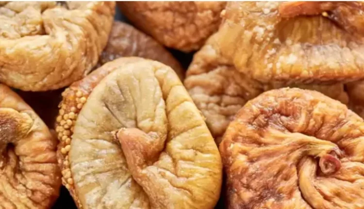 Fiqtë e thatë jo vetëm që janë të mira  por ato ulin dhe kolesterolin nëse i bëni bashkë me këtë përbërës