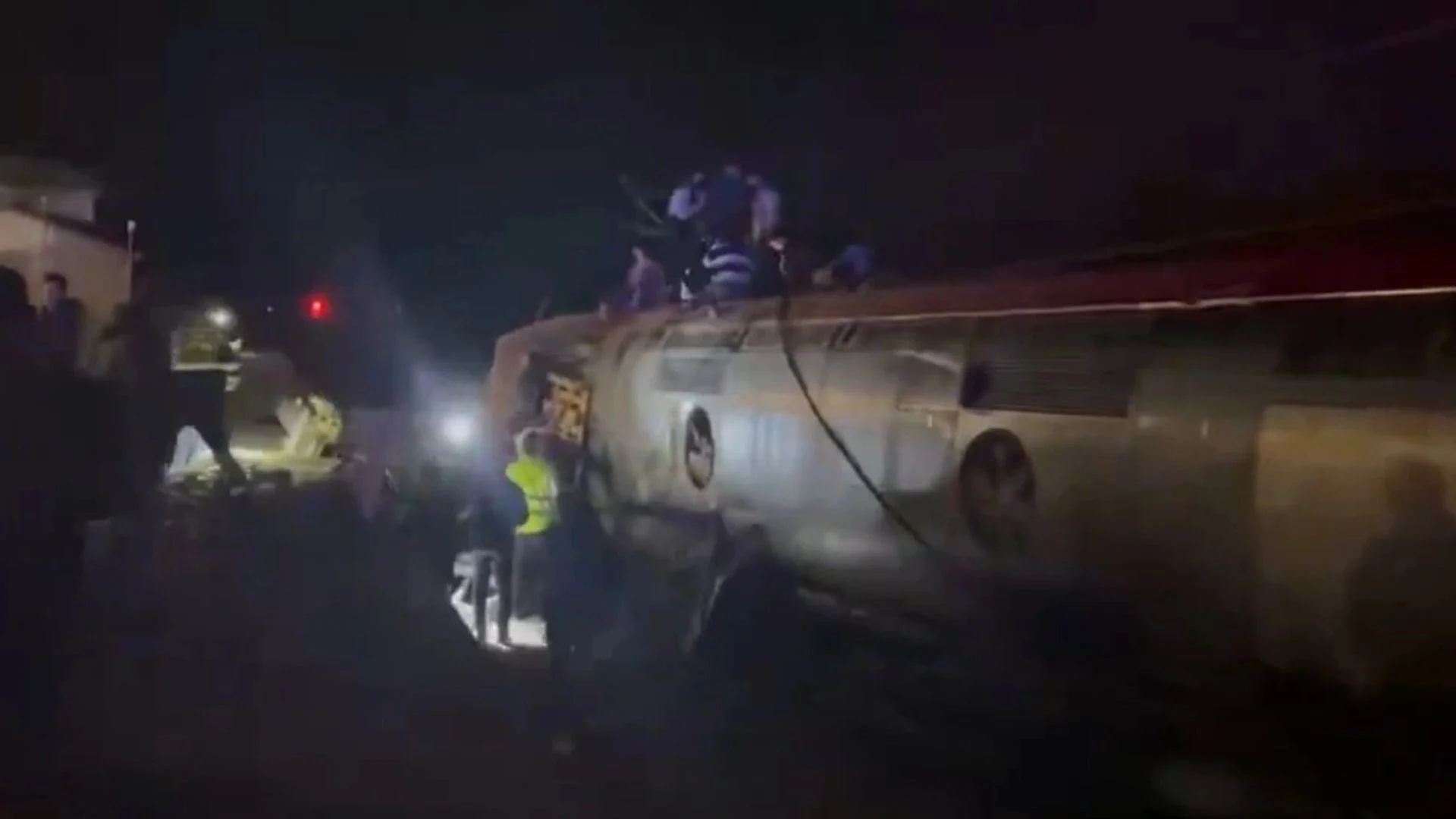 Tragjike në Spanjë  dy trena dalin nga shinat dhe përplasen  raportohet për 2 viktima dhe disa të plagosur