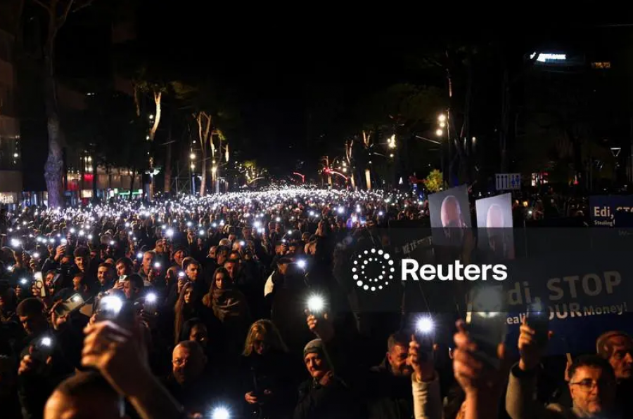 Protesta masive e opozitës  foto e ditës e agjencisë së madhe ndërkombëtare Reuters