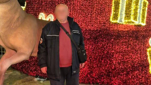 Tentoi të abuzonte me një 25 vjeçare me aftësi të kufizuara dhe u arratis  vetëdorëzohet në policinë greke 64 vjeçari shqiptar