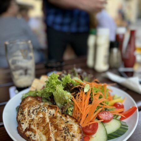 Gjumë i parehatshëm  Këto ushqime mund të ndihmojnë trupin tuaj të çlodhet