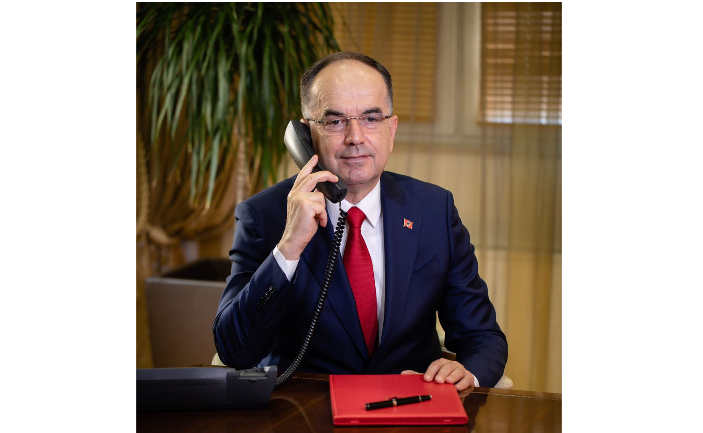 Presidenti Begaj  nisi sot një vizitë zyrtare në Republikën e Maqedonisë së Veriut me ftesë të Presidentes Gordana Siljanovska Davkova