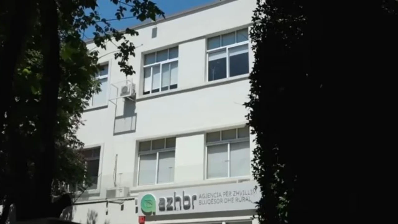 BE do të japë fonde për bujqësinë  ministri Salla  Presim të marrim 112 milionë euro fonde nga Bashkimi Europian