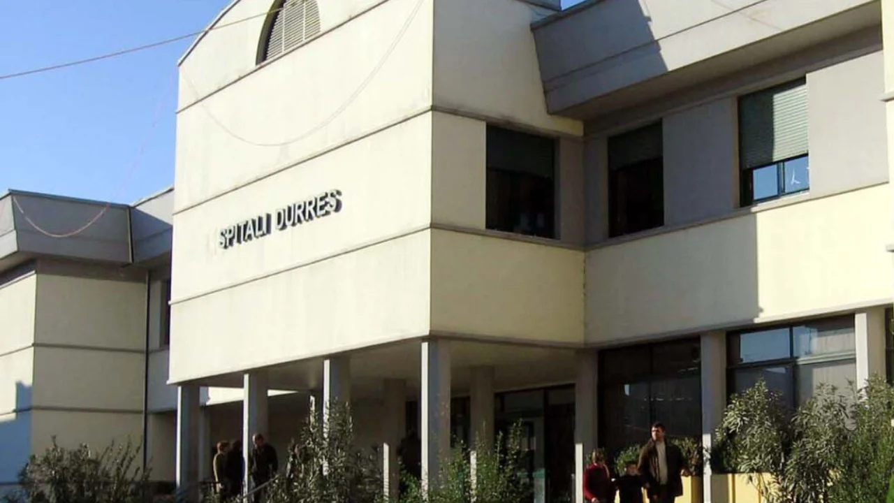 Foshnja ndërroi jetë pas lindjes në Durrës  Nëna denoncon gjinekologun  nis hetimi ndaj 43 vjeçarit