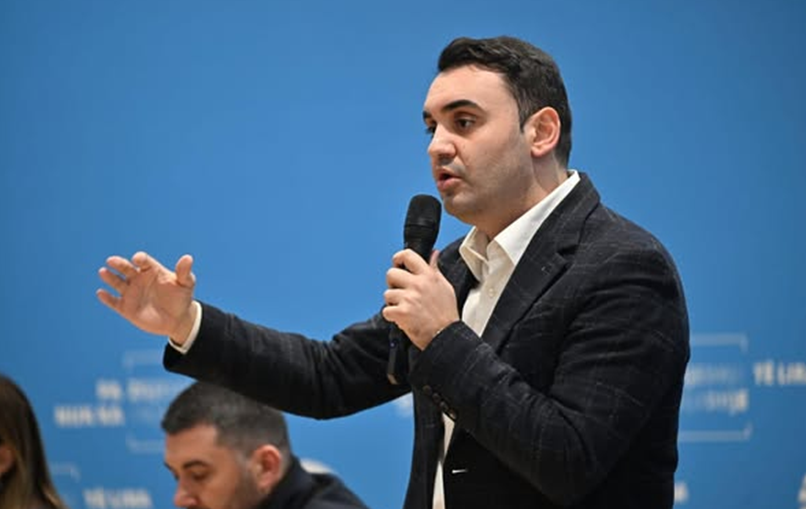 Belind Këlliçi  Me 17 prill është rasti të bashkohemi sërish në sheshin e protestës