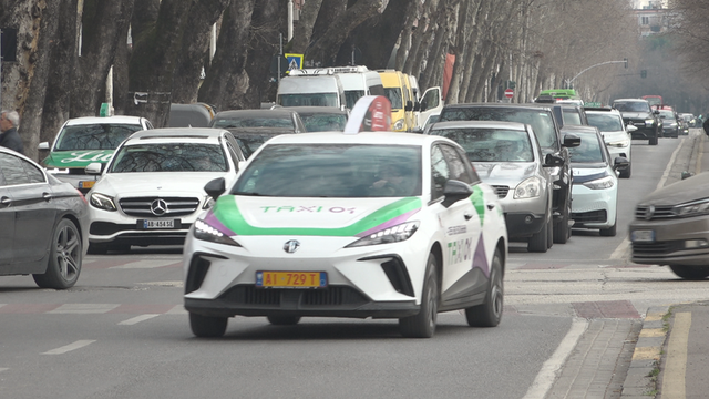 Tensionet në Lindjen e Mesme  Shtrenjtohen sërish karburantet  nafta po shitet për 184 lekë  benzina për 185