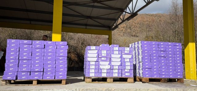 Bllokohen 1 5 tonë çokollata që tentoi të futet pa dokumentacion në Kapshticë