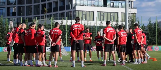 Lista e Kombëtares për play off in e Botërorit  dalin detajet  surprizë te emrat e grumbulluar