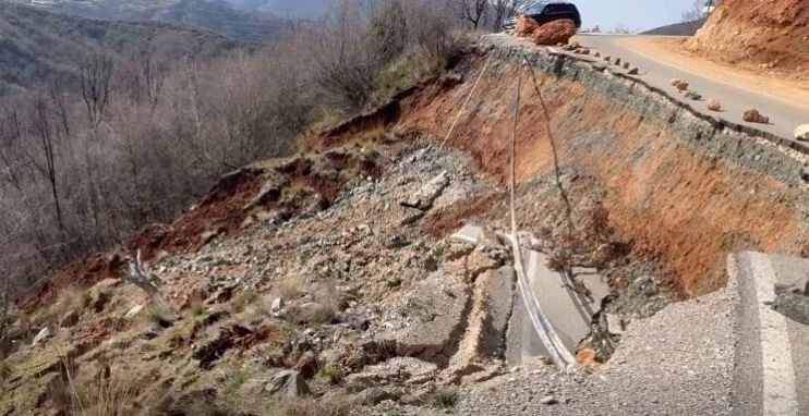 Shembet rruga Ura e Mirakës   Polis Gureshpatë  2 milionë euro të shpenzuara dëm