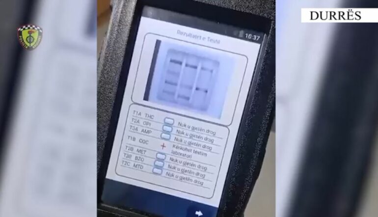 Drejtonte mjetin nën efektin e lëndëve narkotike  arrestohet 23 vjeçari në Durrës