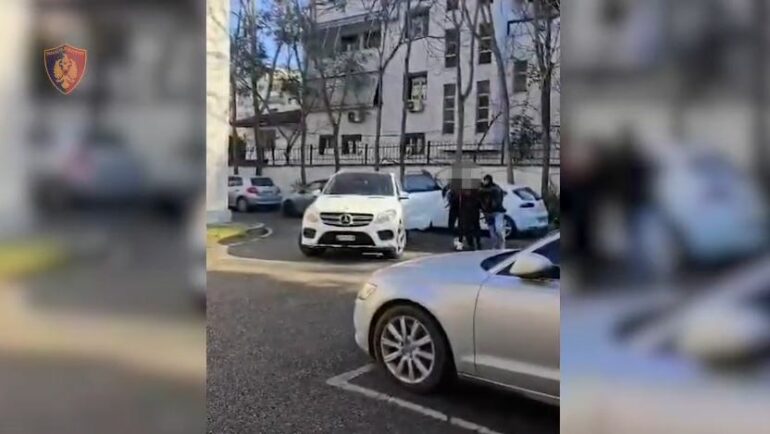 Në kërkim për trafik droge në Itali  arrestohet në Tiranë 50 vjeçari i dënuar me 7 vite burg