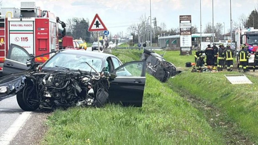 Tragjedia në Itali  Parakalimi fatal i shqiptares lë pas 2 të vdekur e 8 të plagosur  mes tyre edhe fëmijë