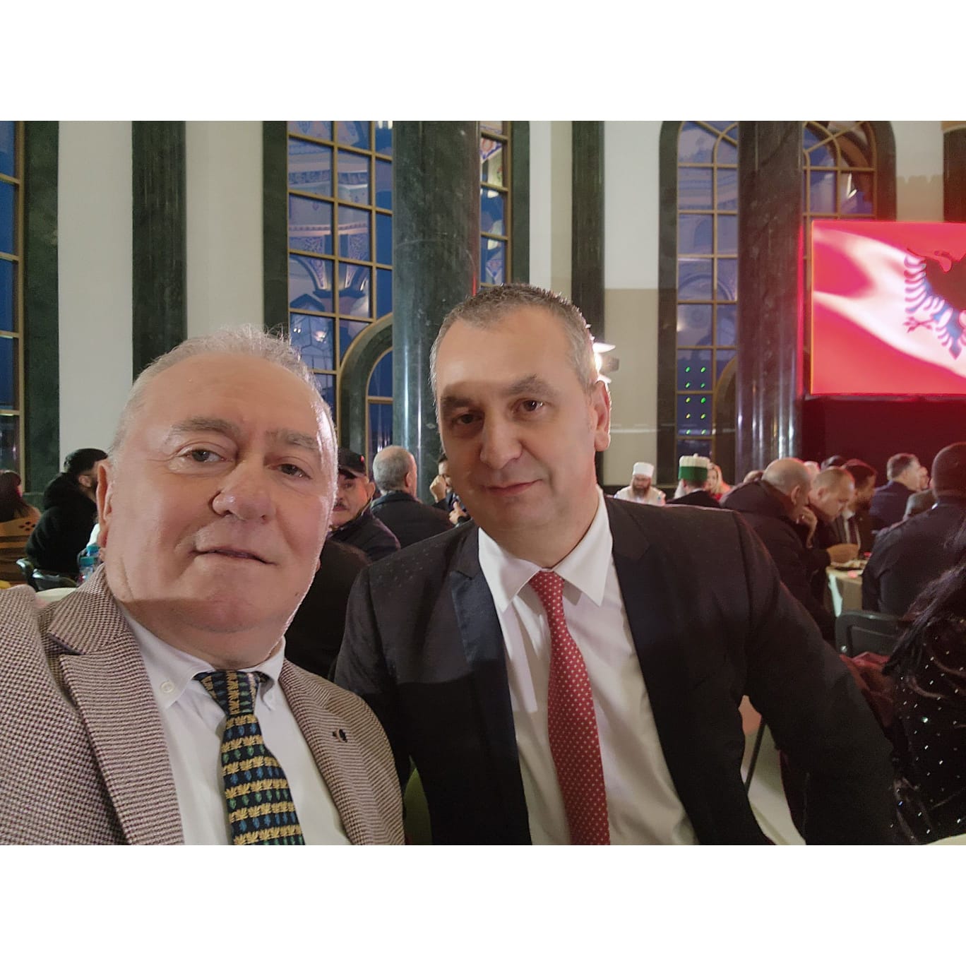 KRYEGJYSHI BOTËROR I BEKTASHINJVE  HAXHI DEDE BABA EDMOND BRAHIMAJ  SHTRON IFTAR PËR MUAJIN E MADHËRUESHËM TË RAMAZANIT