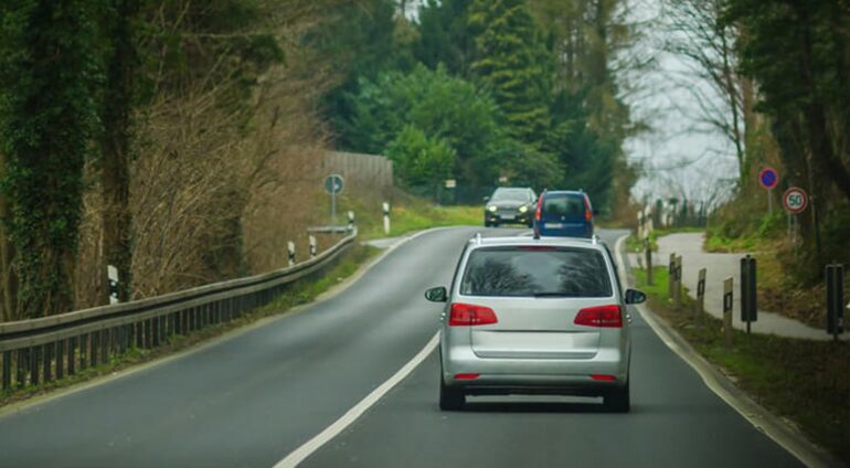 Rrjeti i rrugëve pakësohet me 181 km nga 2014   2024  qarqet me rënie dhe rritje