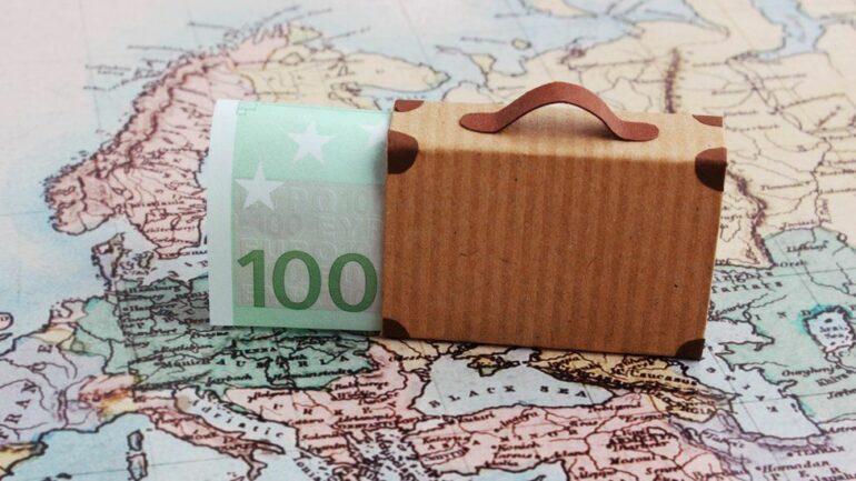 Rekord reminitancash  Të ardhurat nga emigrantët arrijnë shifrën e 1 1 miliardë eurove në 2025 n