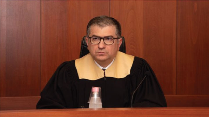 Skandali  Hije dyshimi mbi pasurinë e Sokol Çomos