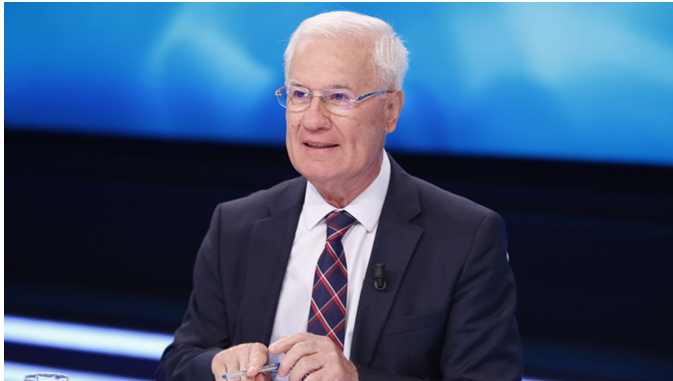 Paskal Milo  Po nisi lëmshi të shthuret  s e ndal dot 