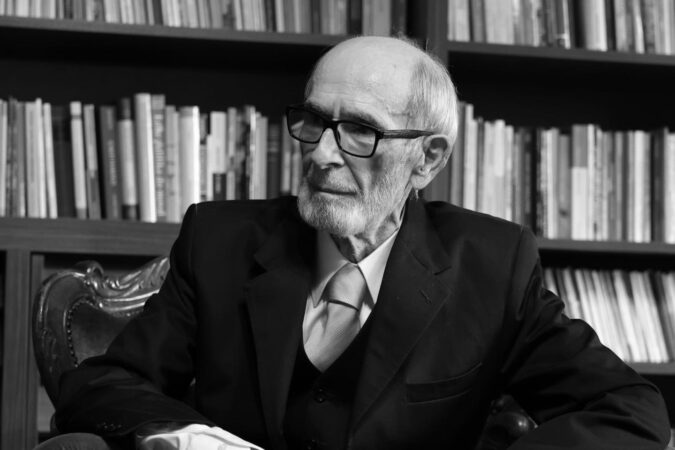  Një akademik i rrallë iku nga Panteoni   Ndarja nga jeta e Rexhep Qoses  Presidenti Begaj  Ishte një nga mendjet më të bukura të kulturës   