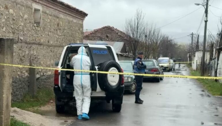 E vranë apo u rrëzua  I moshuari në Korçë me plagë në kokë  dy pistat që po heton policia