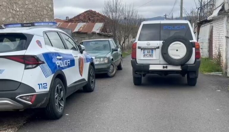  Autori dhe viktima janë përleshur   Detaje të reja nga vrasja e 78 vjeçarit në Korçë  trupi u gjet nga postieri që do t i dorëzonte pensionin    