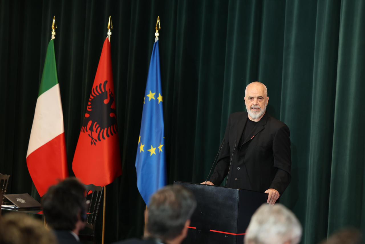 Shqipëria dhe Italia forcojnë bashkëpunimin strategjik në mbrojtje   nënshkruhet marrëveshja për prodhimin e mjeteve detare në Pashaliman