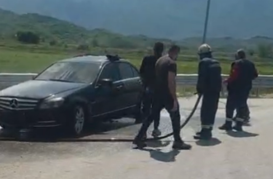 Digjet një automjet në bypass in e Vlorës  shkak dyshohen defekti në 