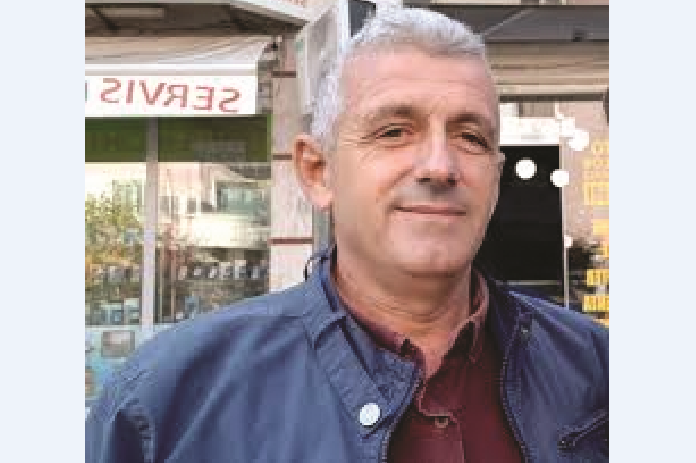 Suplementi Pena Shqiptare  Çaush Kullafi  Kriza e leximit dhe ftesa e shkrimtarit Zija Çela