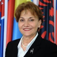 Ermelinda Meksi  Histori personale përtej Samitit të Diasporës