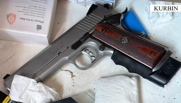 U kap me armë dhe kokainë  arrestohet 42 vjeçari në Kurbin