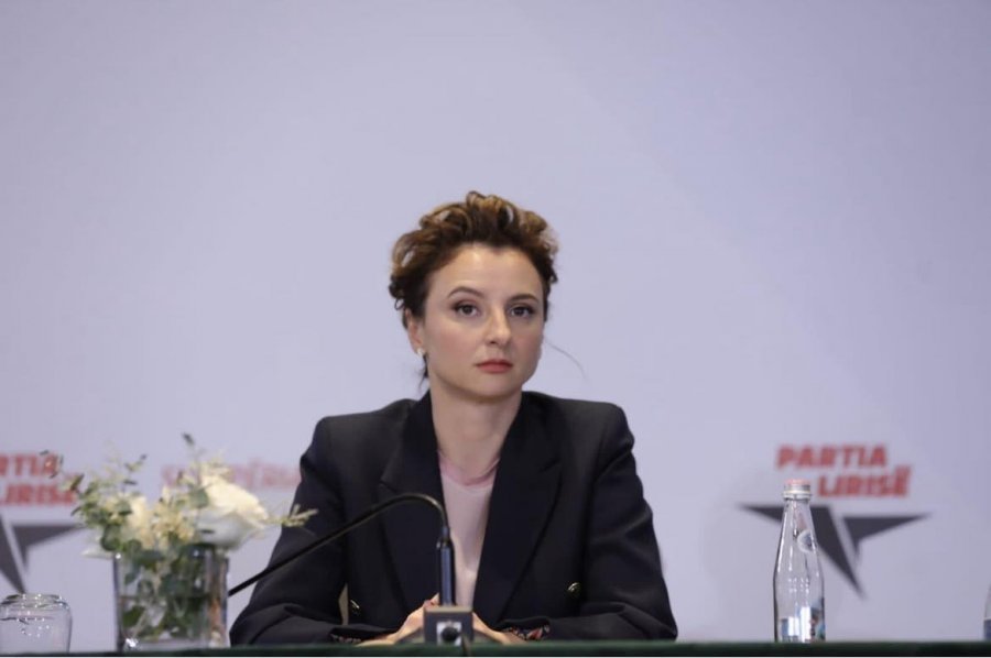  Refuzohet nisma e PL për uljen e naftës   Xhixho  Shqipëria e 9 ta në botë për çmimin më të lartë të naftës