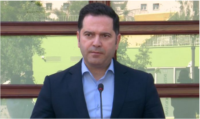 Ministri Malaj  Po monitorojmë çmimet  mbështetje për pensionistët dhe familjet në nevojë