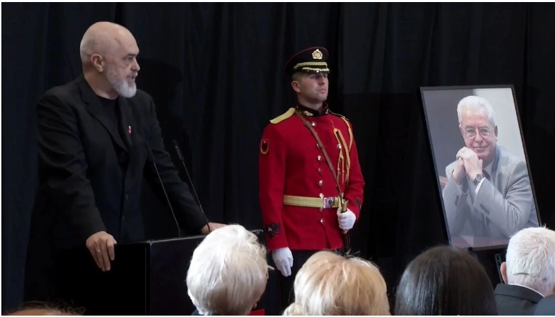 Ceremonia e lamtumirës për Servet Pëllumbin  Rama  Profesori përfaqësonte gjithçka që unë nuk simpatizoja  por më dha mësimin më të çmuar