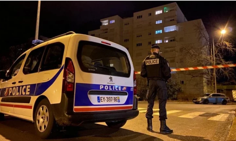 Asfiksi  helmim apo   36 vjeçarja shqiptare gjendjet e pajetë në banesën e saj në Francë  partneri 