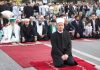Kurban Bajrami/Mijëra besimtarë falen në sheshin Skënderbej, kreu i KMSH: Të jetojmë me dinjitet e respekt ndaj njëri-tjetrit