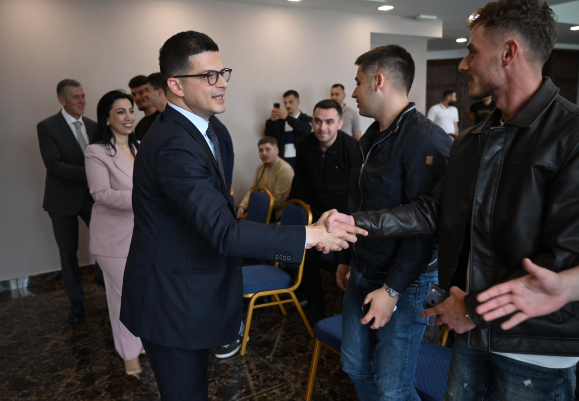 Vengu  Studentët shqiptarë në Maqedoninë e Veriut kërkojnë standarde evropiane  jo privilegje