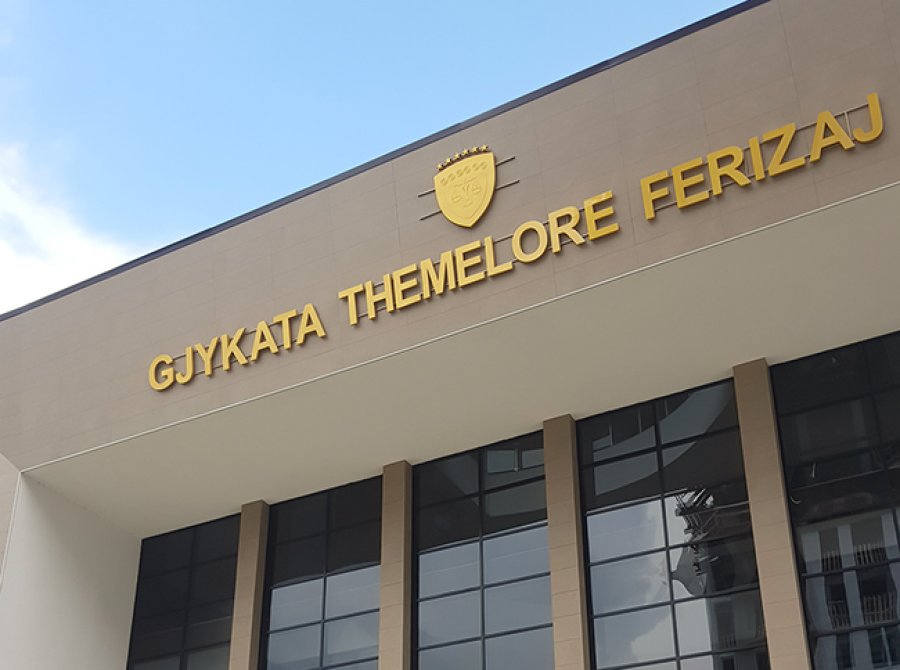 Rrahu dhe keqtrajtoi fëmijët në një kopsht në Ferizaj  edukatorja dënohet me 11 vite burg