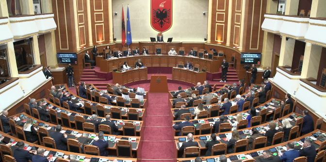 Sot seancë plenare  Interpelanca me Ramën dhe katër ministra  mocion me debat për raportin e DASH për Shqipërinë  Çfarë përmban Rendi i Ditës