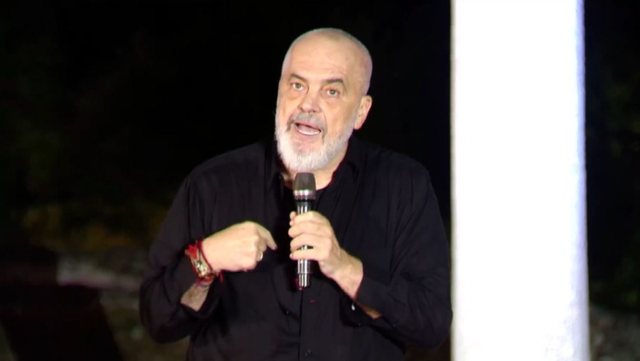 Rama premtim nga Fieri  Së shpejti do i sjellim Shqipërisë një investim edhe më të madh sa ai në Zvërnec  diku mes Kavajës e   