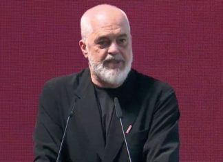 “Kemi hapur garën për aeroportin e Gjirokastrës”, Rama batuta me përfaqësuesit e kompanisë ajrore: S’ju falënderoj sepse jeni shumë vonë