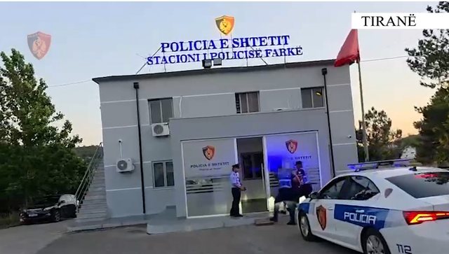 Operacioni  Grabiti taksistin nën kërcënimin e thikës  27 vjeçari rezulton autor i disa vjedhjeve me armë dhe dhunë në Tiranë dhe qytete të tjera