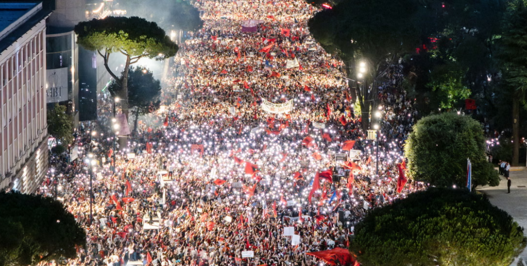 Afrim Krasniqi  Zemërimi i protestuesve po drejtohet ndaj të gjithë klasës politike