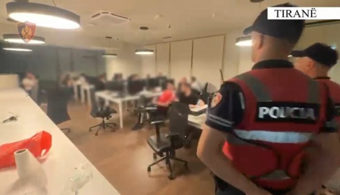 Policia-1-770x441