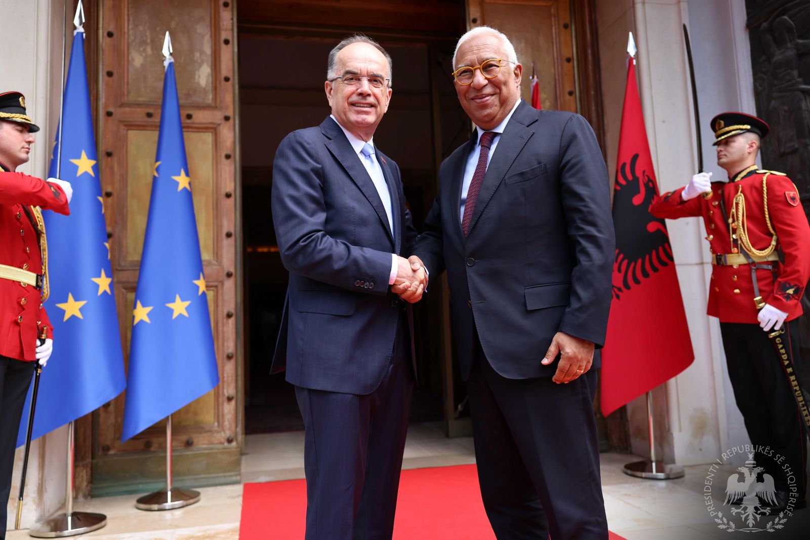 Kreu i Shtetit Begaj pret Presidentin e KiE  Antonio Costa  Reforma në drejtësi dhe lufta kundër korrupsionit po japin rezultate  Zgjerimi i BE së  investim   