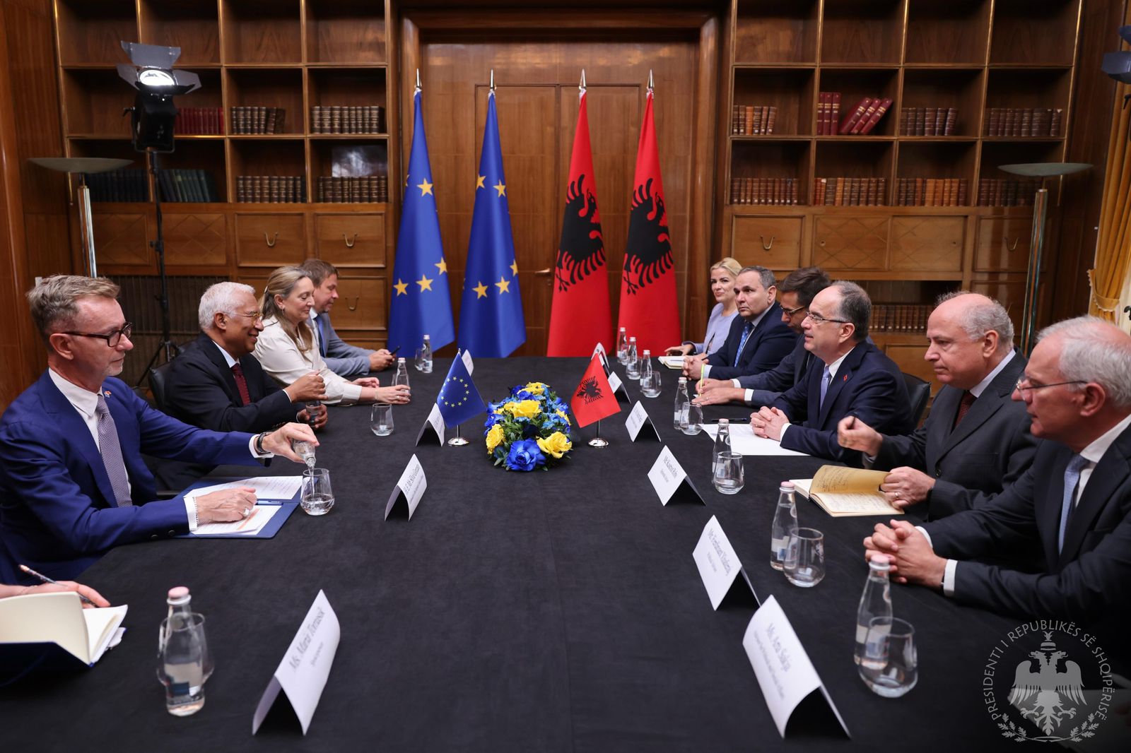 Presidenti Begaj pret në takim presidentin e KE  Antonio Costa  Zbardhet fokusi i diskutimit