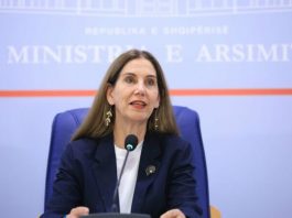 Nesër provimi i fundit i Maturës Shtetërore 2026/ Ministrja e Arsimit: Respektoni rregullat, 29 nxënës të përjashtuar gjatë tre provimeve të para